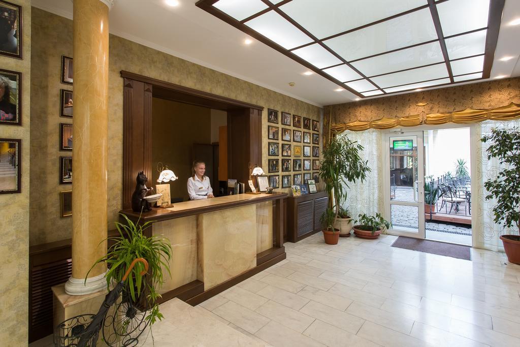 Residence Odesskij Dvorik Одеса Екстериор снимка