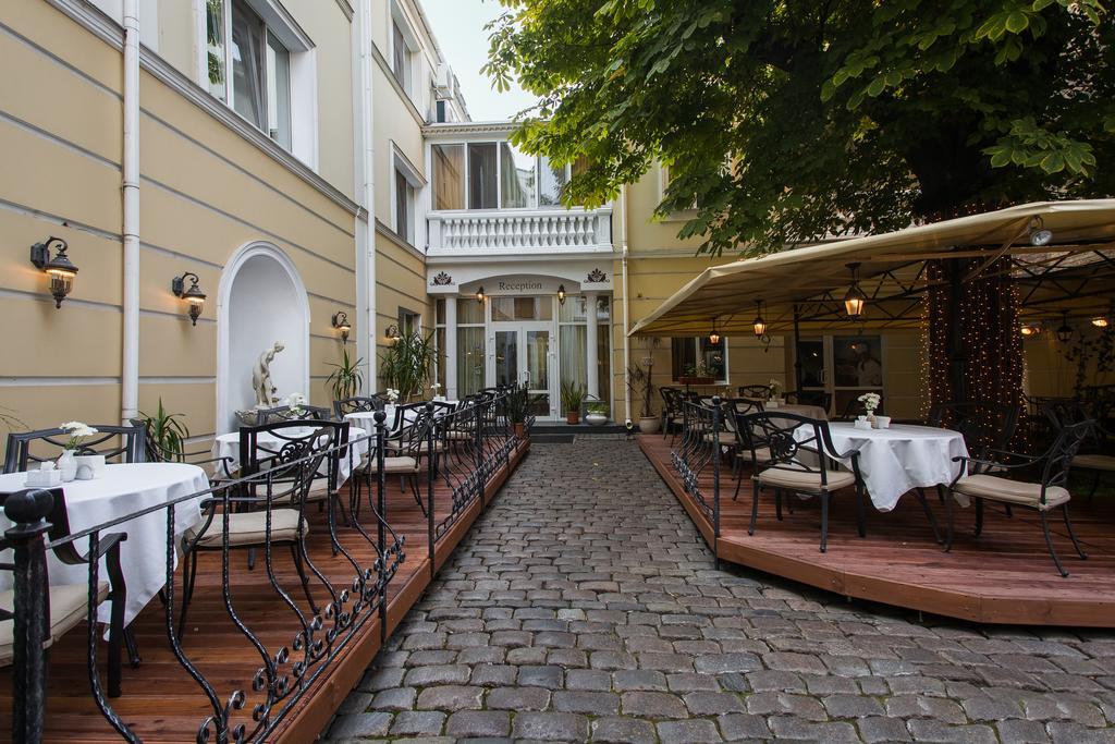 Residence Odesskij Dvorik Одеса Екстериор снимка