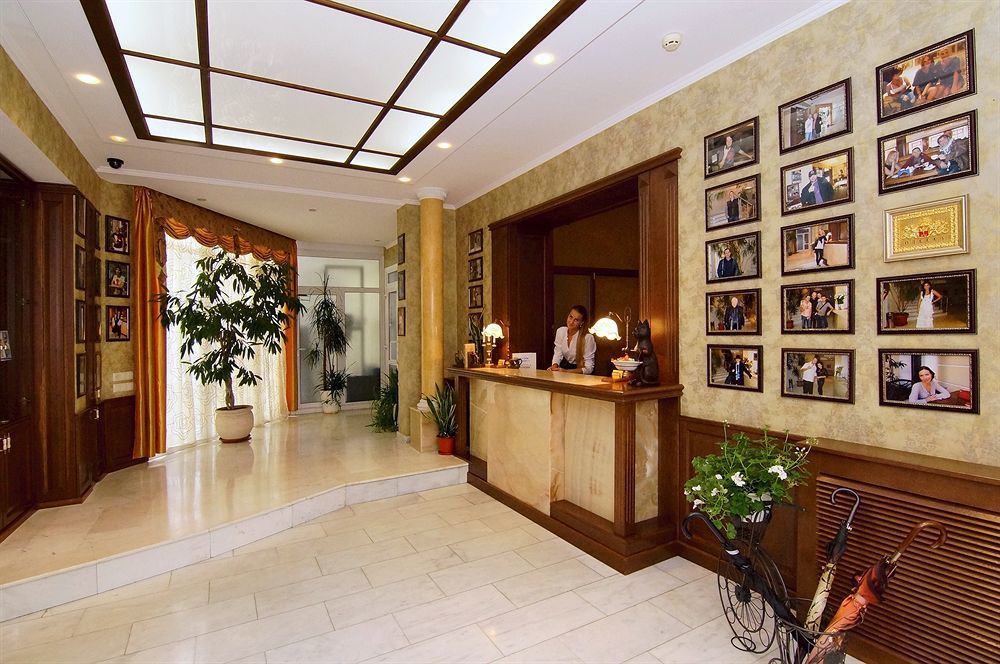 Residence Odesskij Dvorik Одеса Екстериор снимка