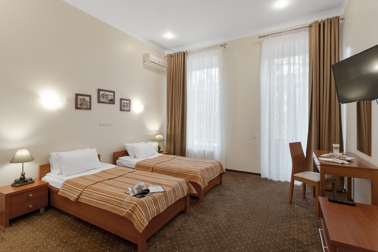 Residence Odesskij Dvorik Одеса Екстериор снимка